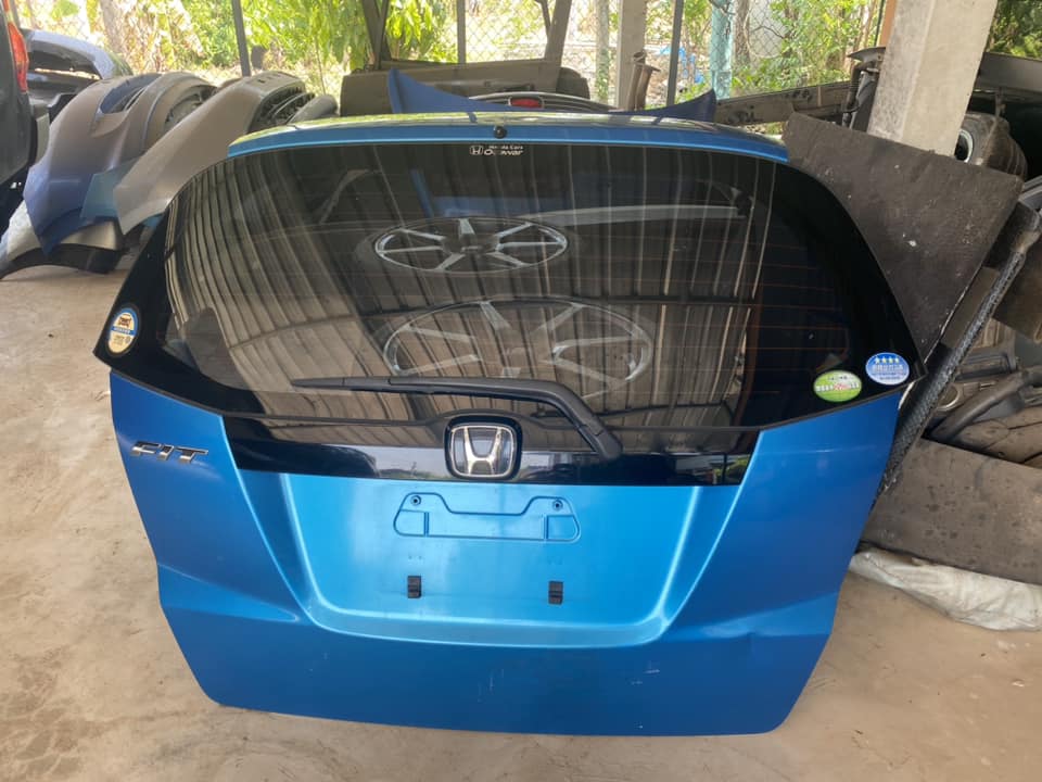 ฝาท้าย Honda FIT 2008-2013 มือสองญี่ปุ่น